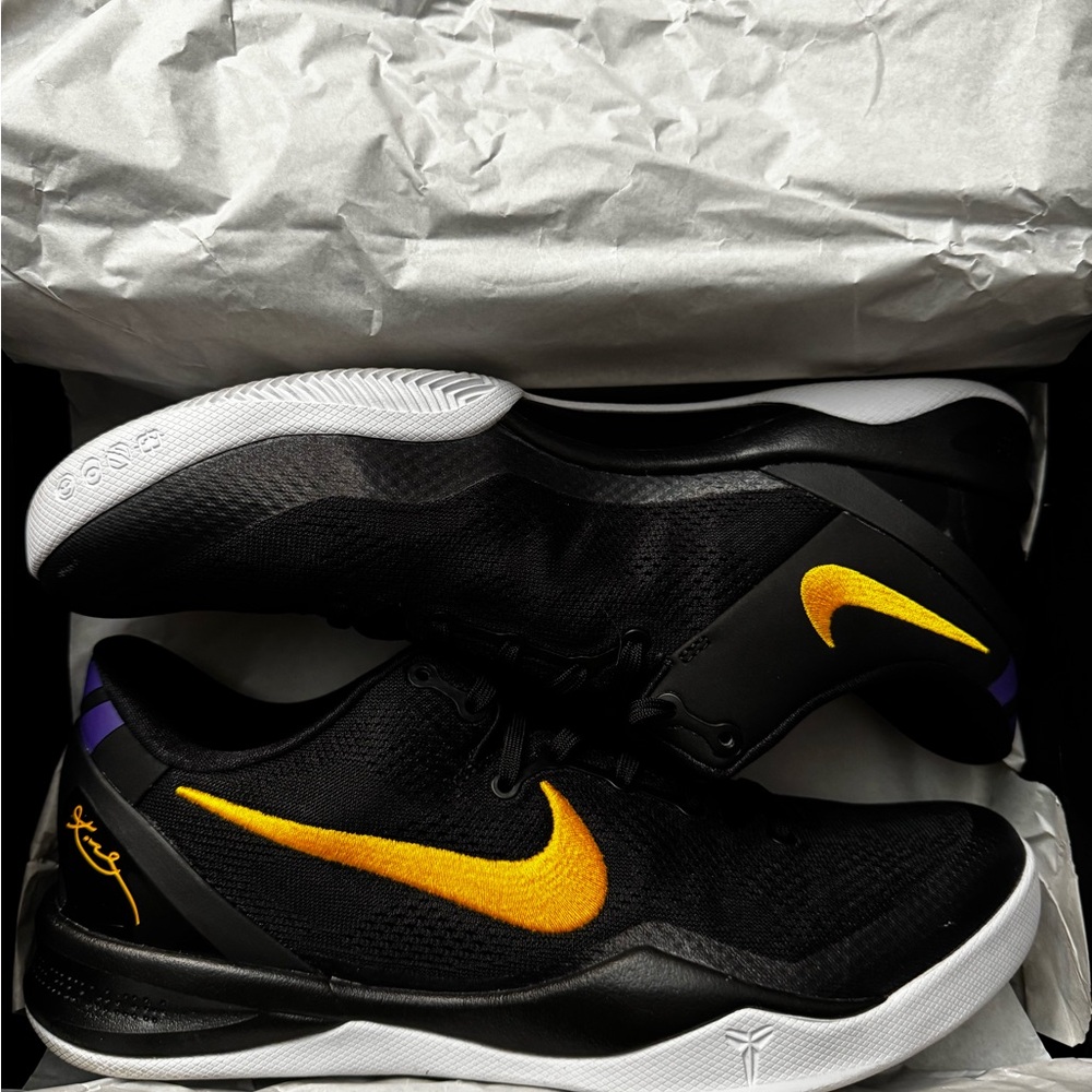 Kobe 8 Hollywood Nights